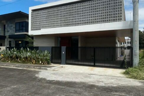 659640754_10242821168243390_6344824276236260547_n