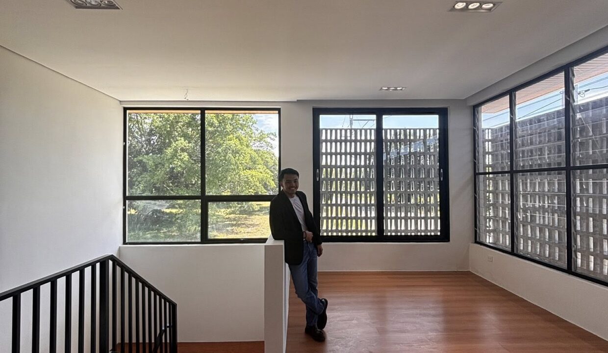 659796082_10242821169243415_1364278804919626960_n