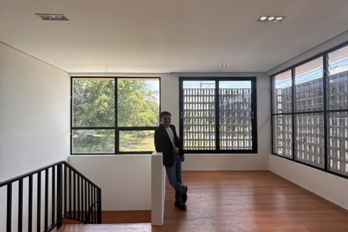 659796082_10242821169243415_1364278804919626960_n