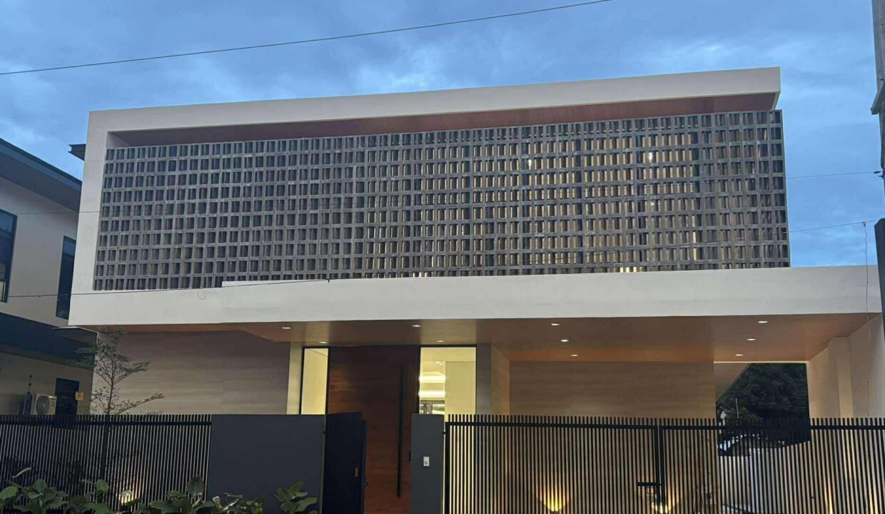 660549544_10242821165563323_1490463195602688680_n