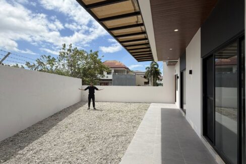 661586073_10242837215524562_645757212866632541_n