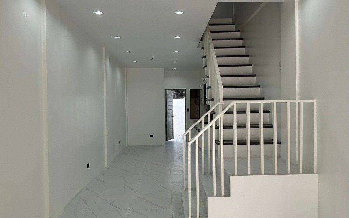 662129669_10242881472030947_6345960408287586440_n