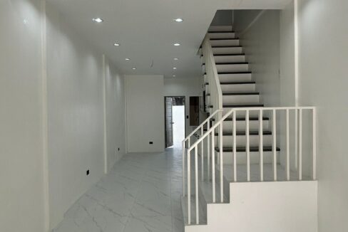 662129669_10242881472030947_6345960408287586440_n