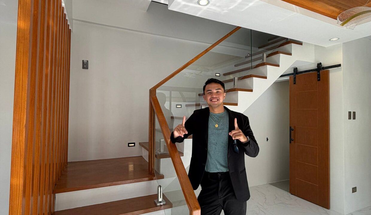 669133687_10242977956242992_2275140944274619012_n