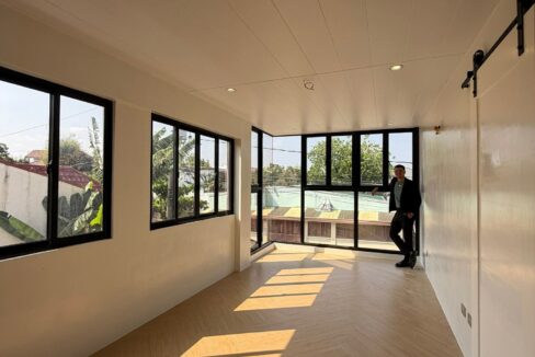 669475143_10242977949682828_9105869337911132525_n