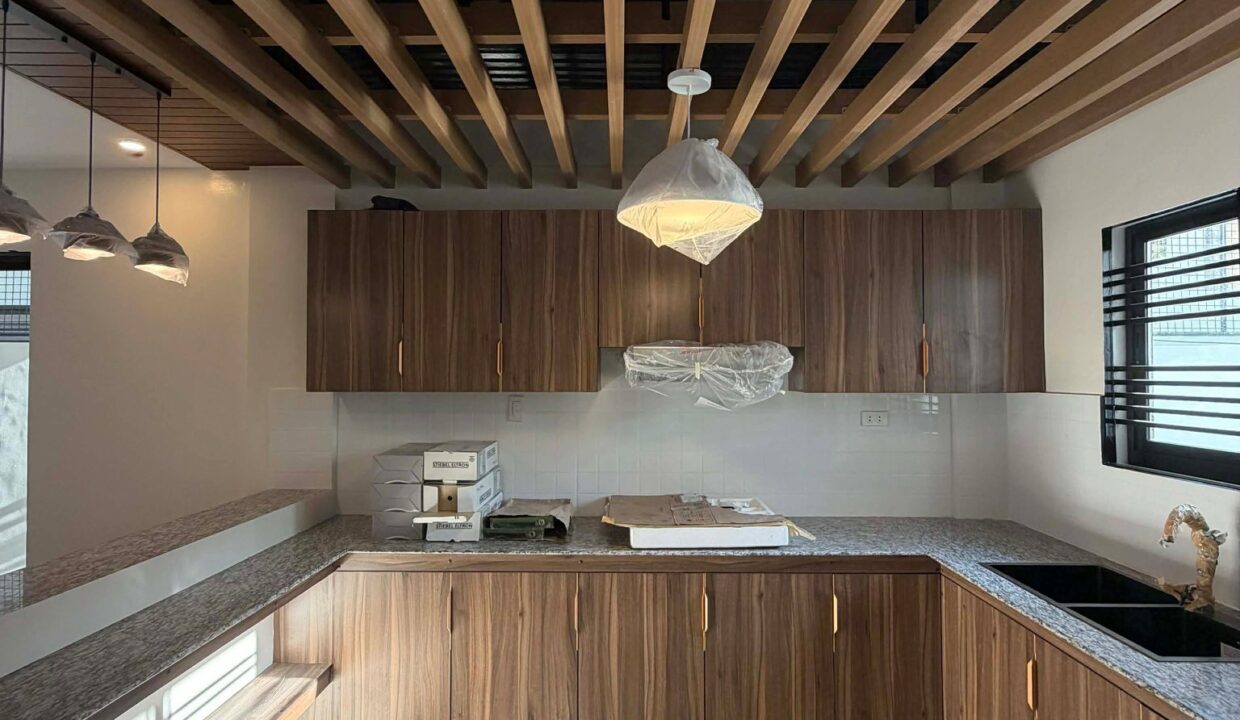 669589143_10242935797949061_5457088842877546012_n