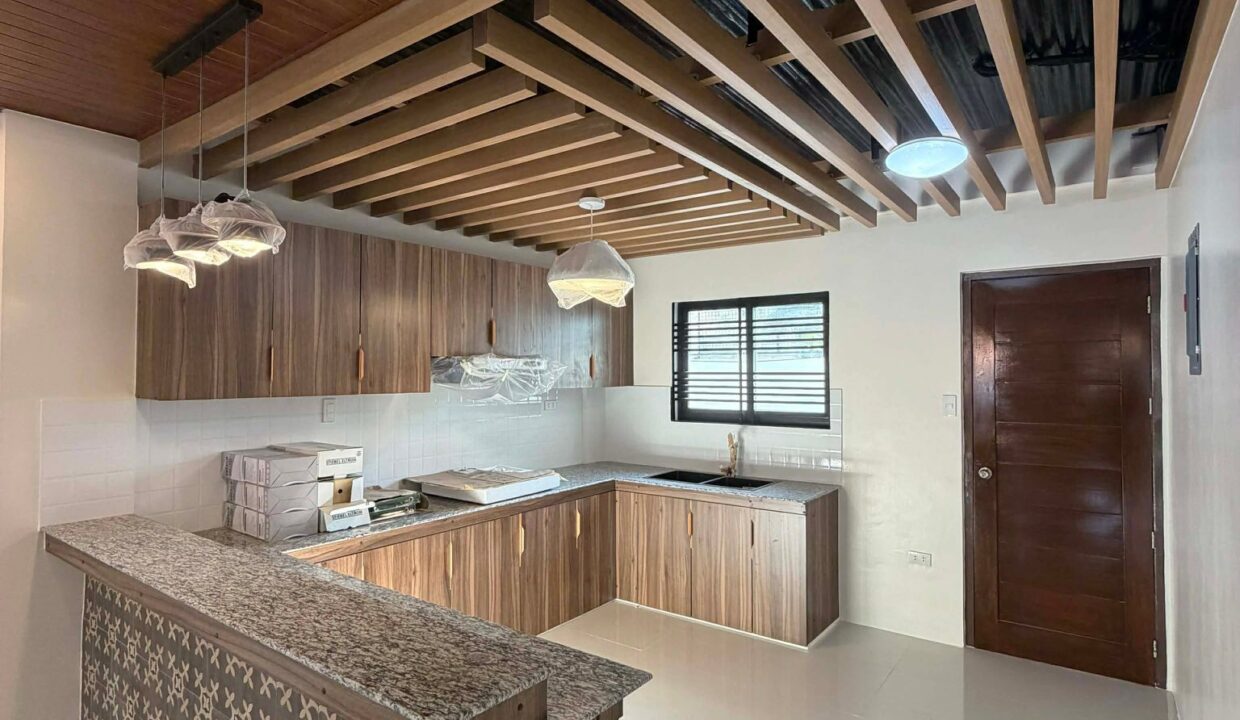 669678735_10242935795669004_3880388929548062530_n